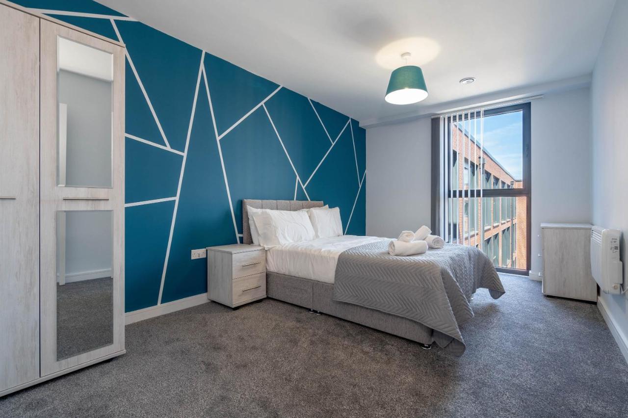 *New Build* 1 Bed Modern Apt - With Juliet Balcony - Roof Top Terrace - Digbeth, Birmingham City Centre - Free Netflix & Smart Tv Extérieur photo