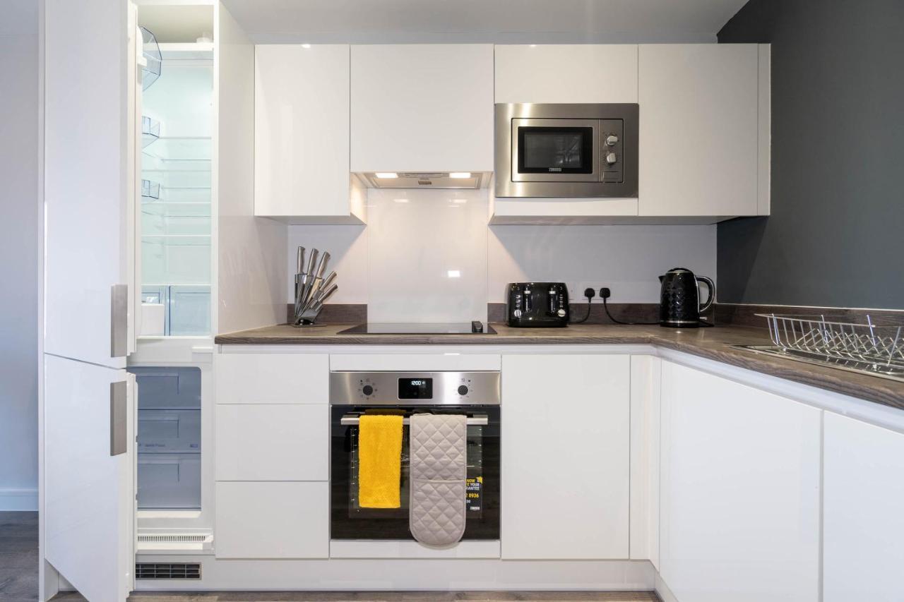 *New Build* 1 Bed Modern Apt - With Juliet Balcony - Roof Top Terrace - Digbeth, Birmingham City Centre - Free Netflix & Smart Tv Extérieur photo
