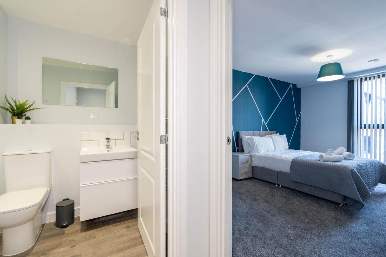 *New Build* 1 Bed Modern Apt - With Juliet Balcony - Roof Top Terrace - Digbeth, Birmingham City Centre - Free Netflix & Smart Tv Extérieur photo