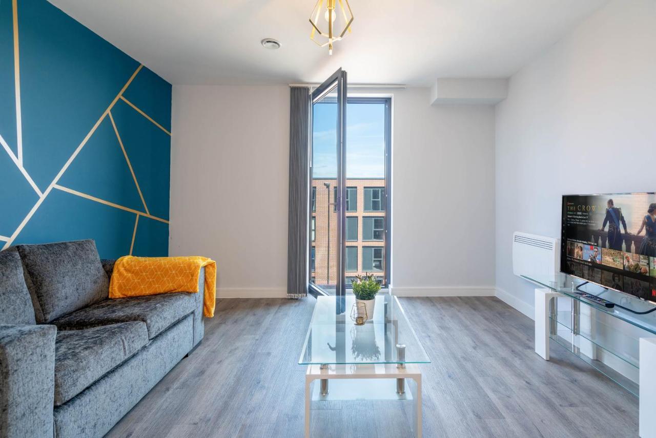 *New Build* 1 Bed Modern Apt - With Juliet Balcony - Roof Top Terrace - Digbeth, Birmingham City Centre - Free Netflix & Smart Tv Extérieur photo