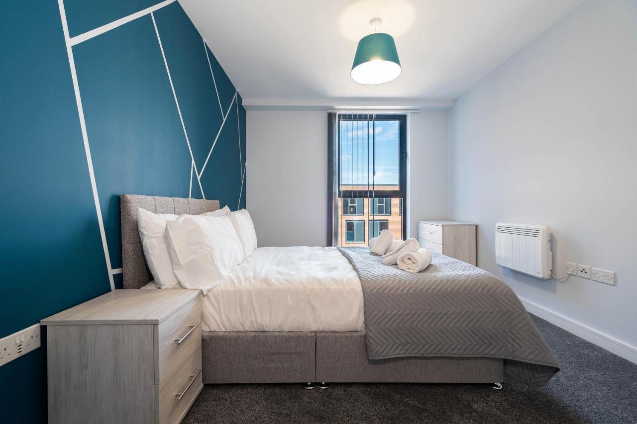*New Build* 1 Bed Modern Apt - With Juliet Balcony - Roof Top Terrace - Digbeth, Birmingham City Centre - Free Netflix & Smart Tv Extérieur photo